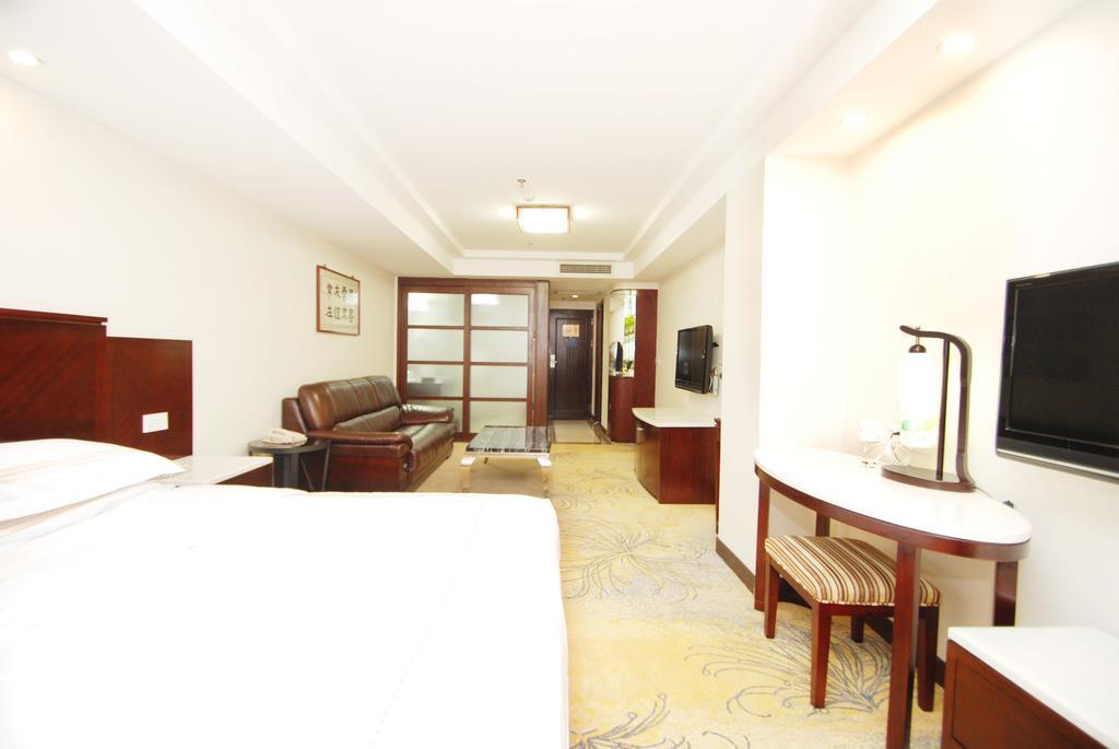 Overseas Chinese Friendship Hotel Guangzhou Bagian luar foto