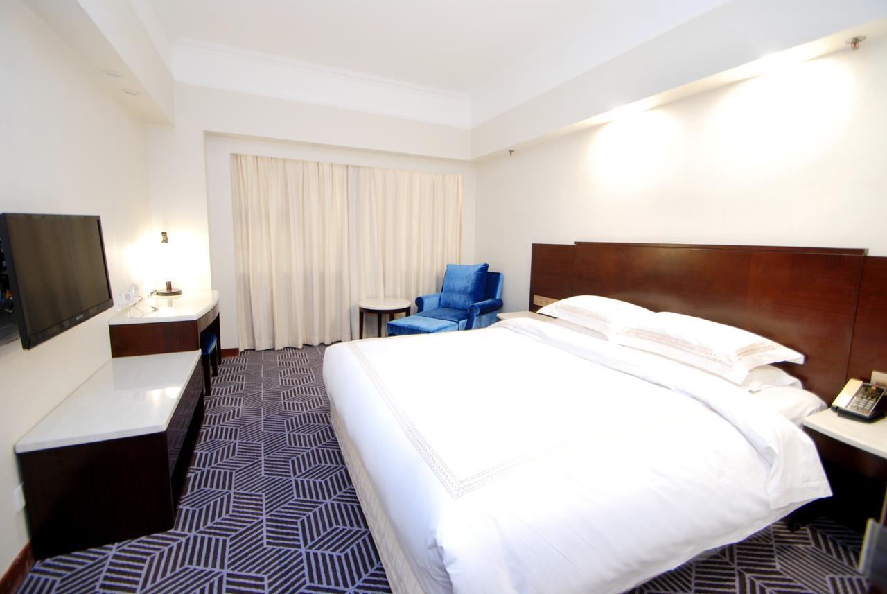 Overseas Chinese Friendship Hotel Guangzhou Bagian luar foto